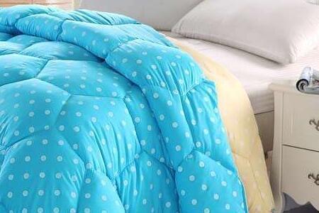 学生床被子尺寸是多少？学生床被子怎么选购？